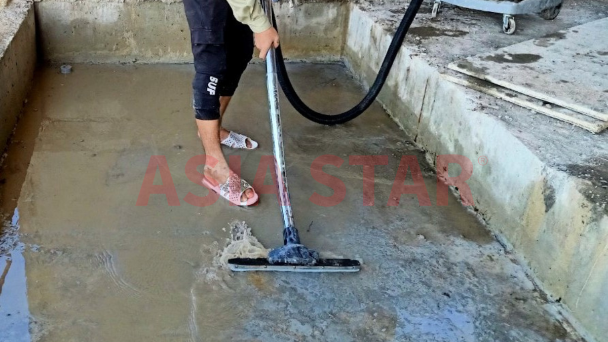 Làm sạch bề mặt, làm ẩm bề mặt